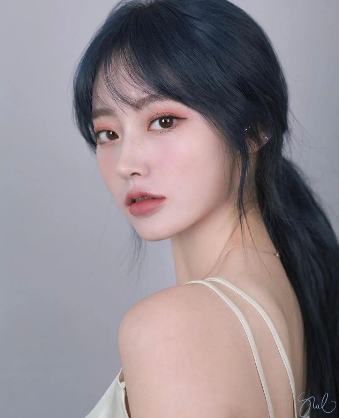 剪刘海剪得像西瓜头一样怎么办,剪刘海像没有剪一样