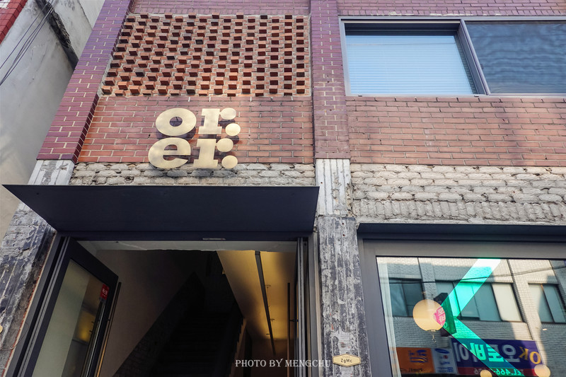 首尔圣水洞oliveyoung,韩国首尔广场打卡景点