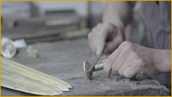 千年宝剑越王勾践剑出土视频,越王勾践剑历经千年仍寒光逼人