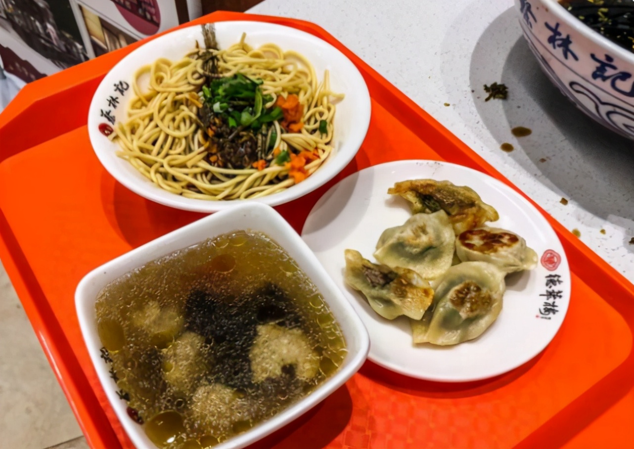 华为员工食堂都吃什么,华为公司食堂工作餐
