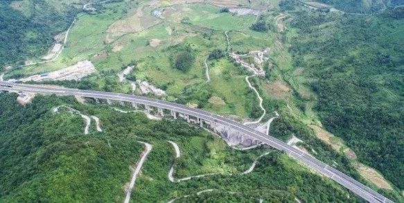 贵州gdp增速历年全国排名,新时代贵州发展思路和行动指南