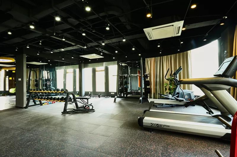 健身教练拖欠工资跑路,健身教练离职被扣钱