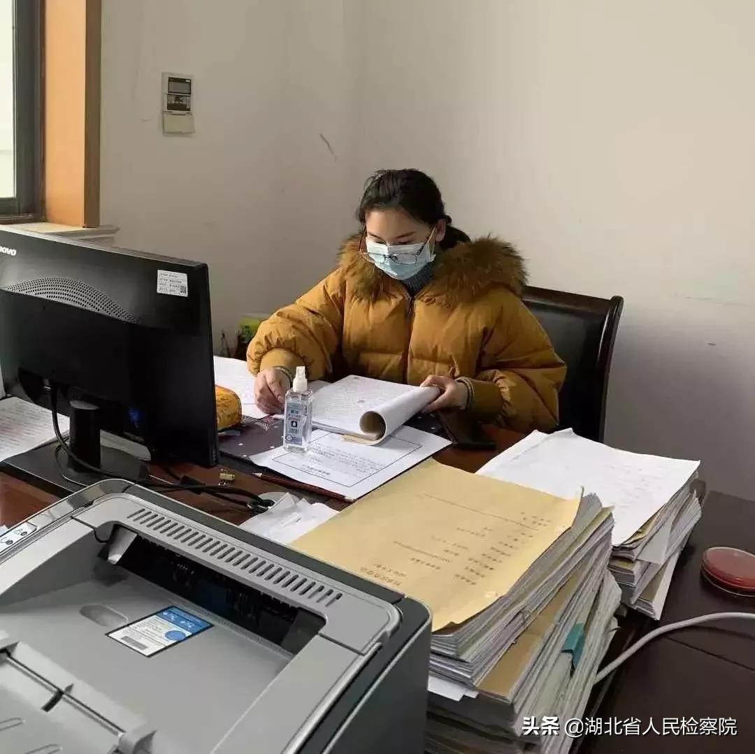 检徽在疫情防控第一线,检徽闪烁在疫情防控第一线