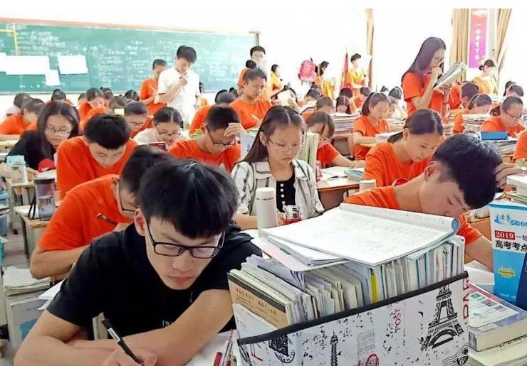 高考录取的志愿不理想咋办？不要灰心，这4个方法可以补救