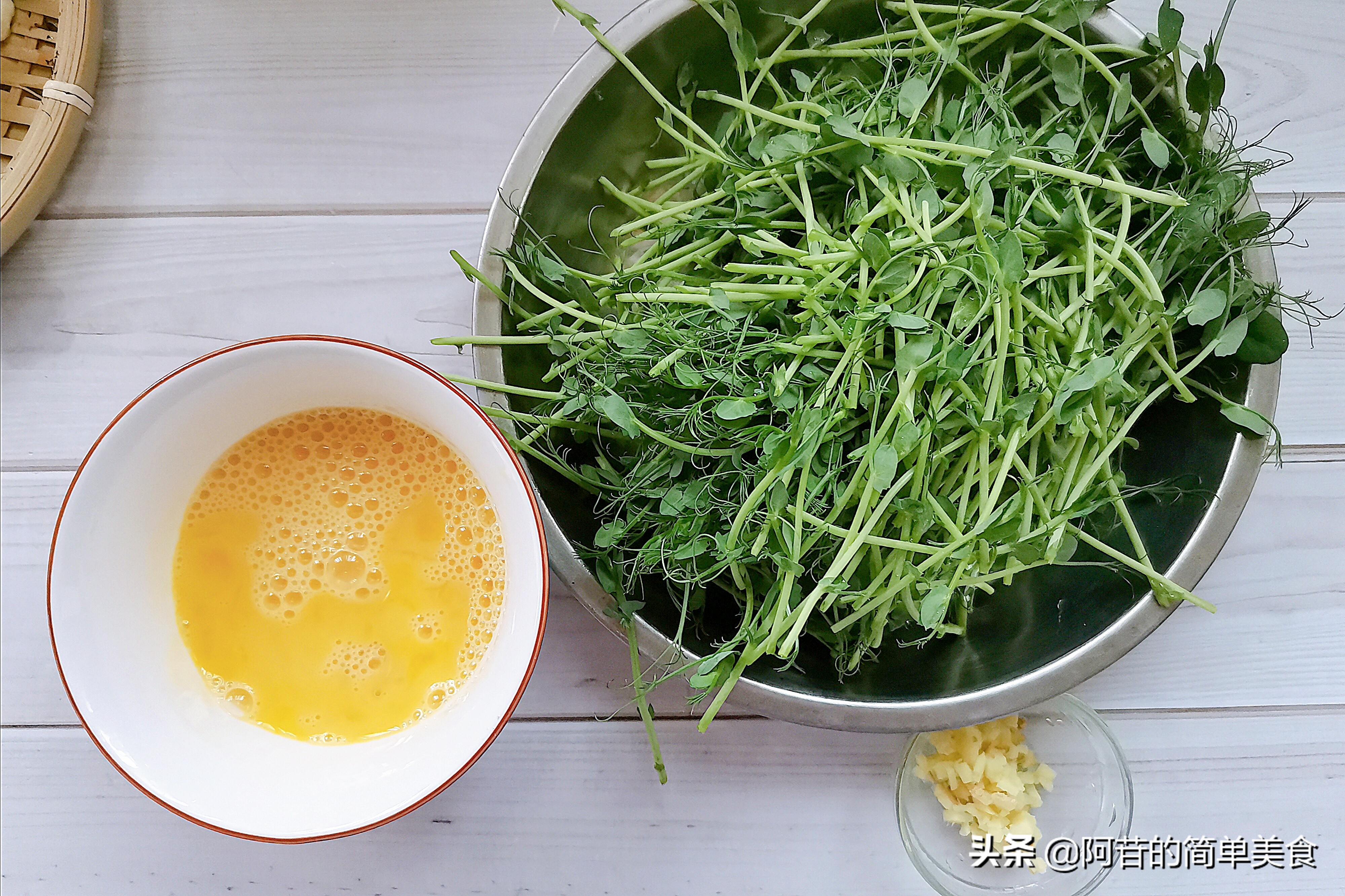 豌豆苗鸡蛋汤绿色的汤能吃吗,豌豆苗肉丝鸡蛋汤的正宗做法