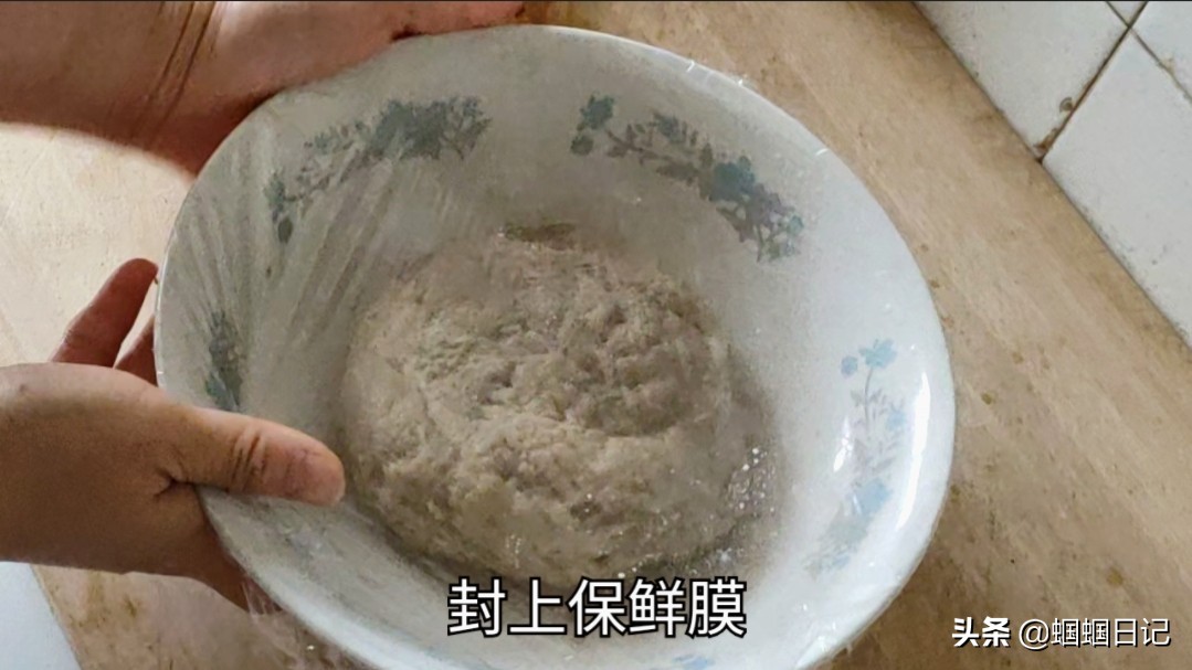 自己在家做面筋的教程,最简单的面筋做法不用酵母