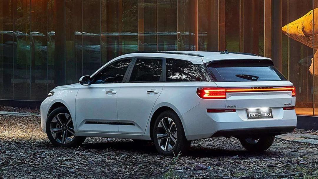 旅行车mpv和suv哪个适合日常家用,旅行车和suv哪个更适合长途旅行