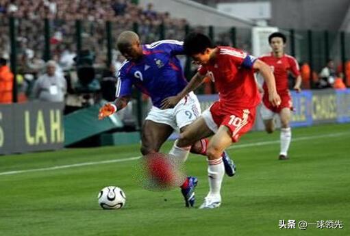 球迷谈姜至鹏杀人式飞踹：成功转移球迷视线，为中国足球做贡献