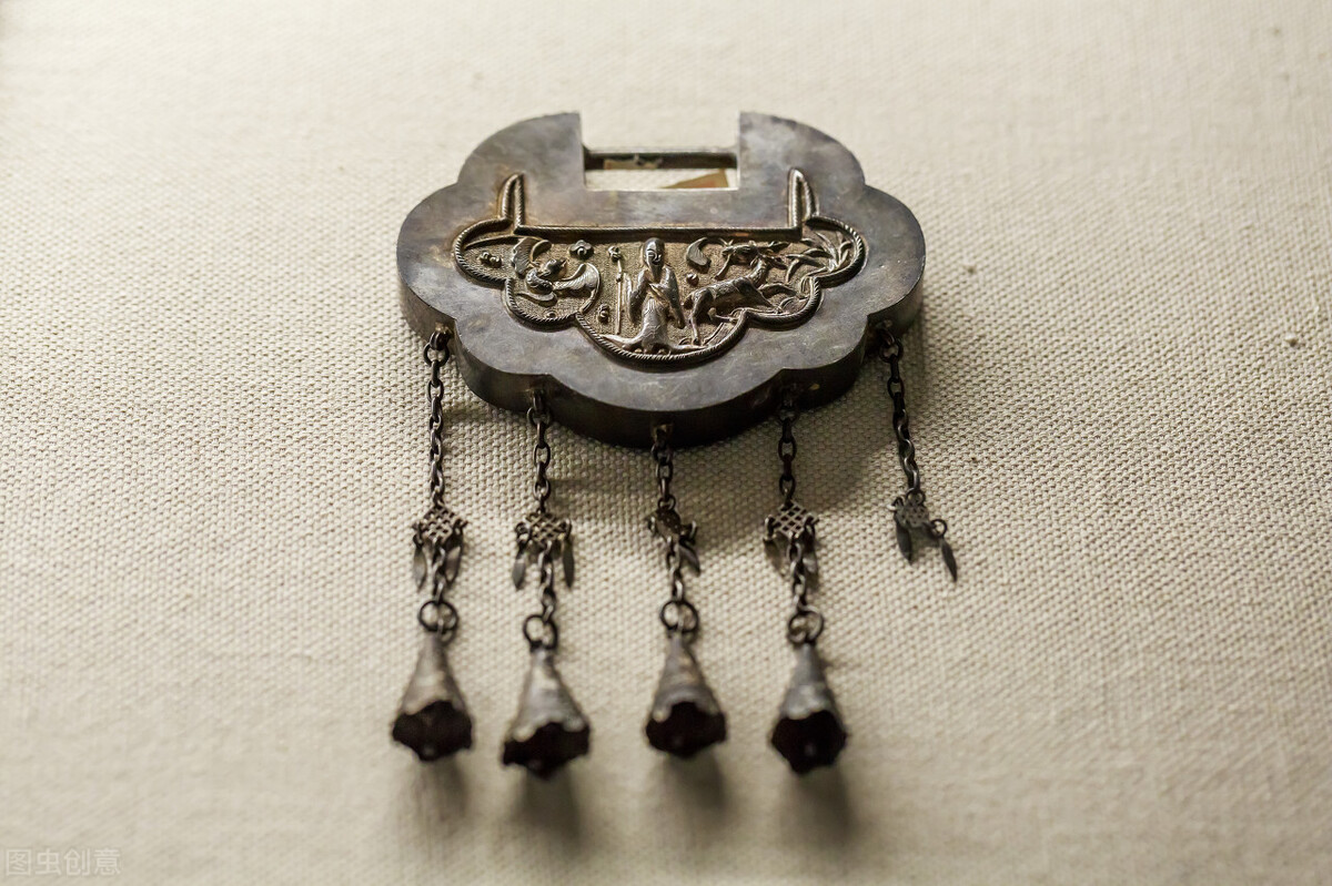 怎么辨别银饰品的真假和含量?有没有纯银饰品?一口气搞懂银分类