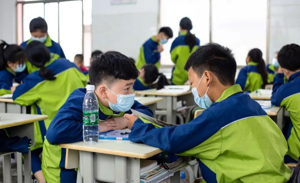 上学老师说的男女比例失调,中学老师男女比例失调