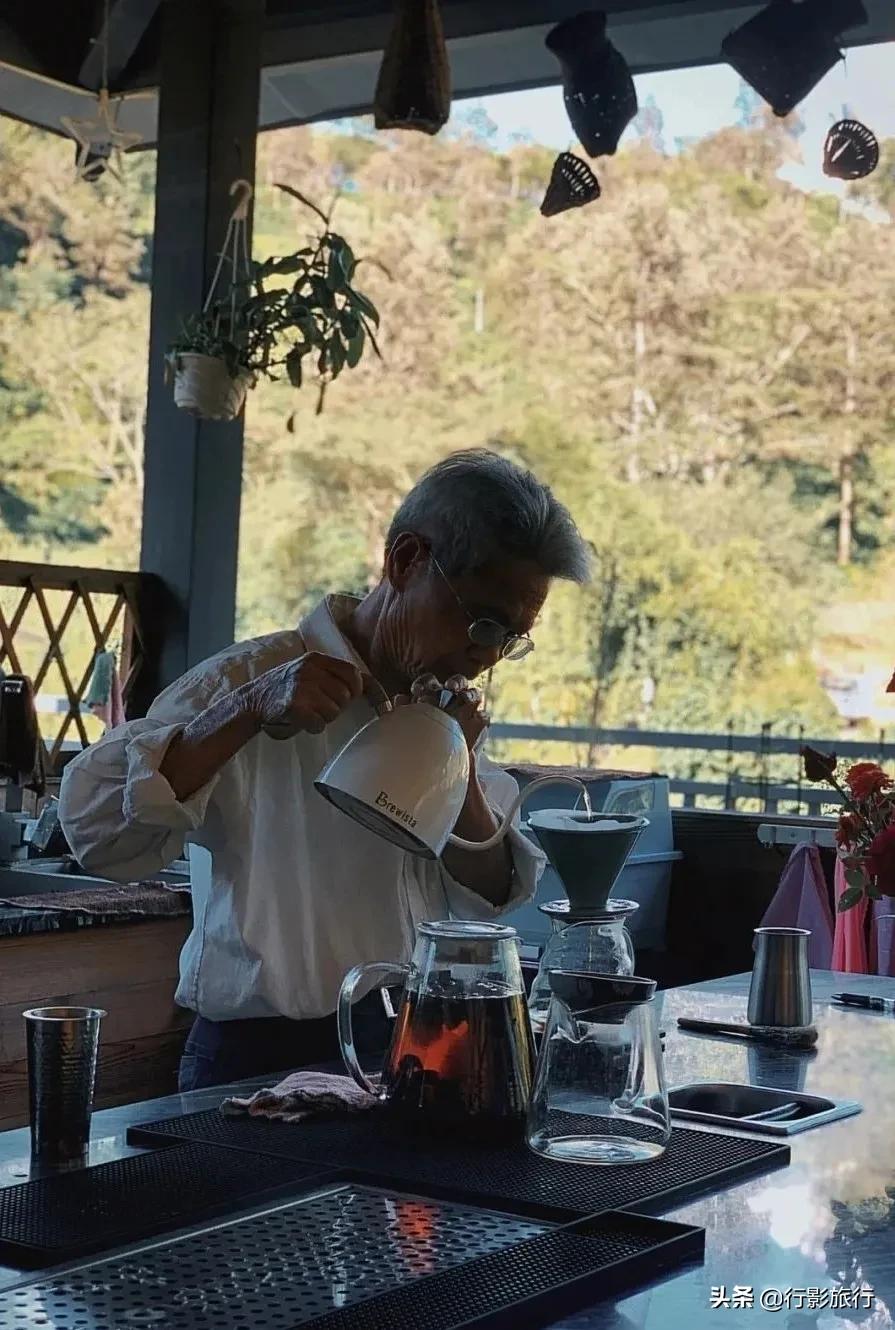 云南西双版纳地方介绍,云南西双版纳旅游简介