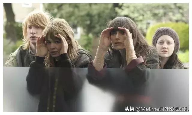 跟星际穿越差不多类型的科幻电影,7-12岁儿童必看十部电影科幻