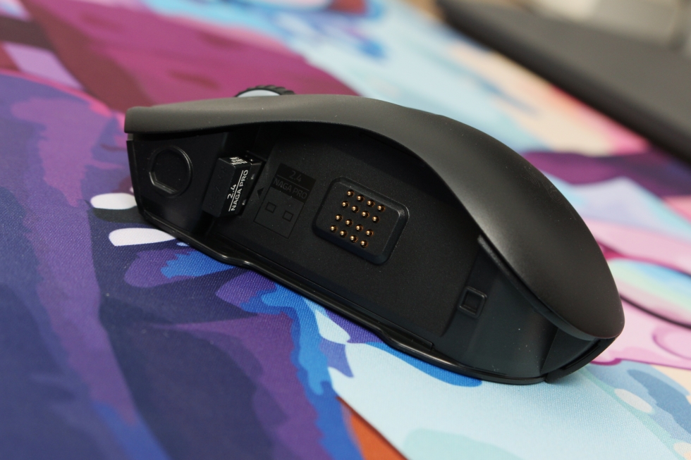 类似那伽梵蛇六芒星的鼠标,雷蛇巴塞利斯蛇鼠标评测