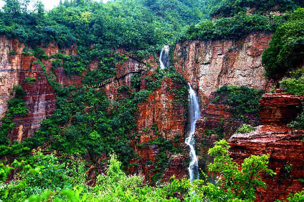 宝泉秘境风景人多吗,宝泉岭秘境
