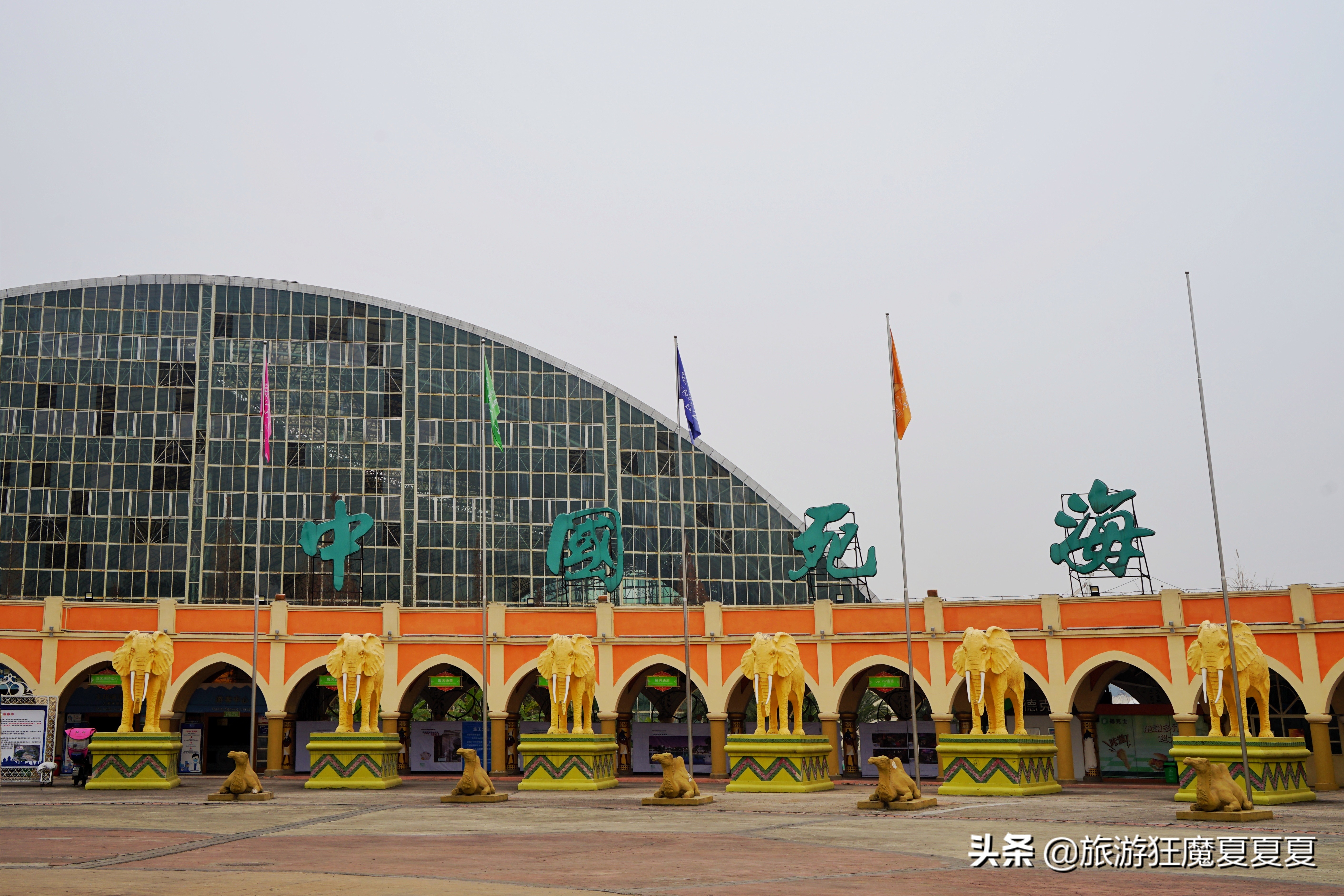 四川大英明明地处内陆,却因“海”而出名,不会游泳也能漂浮水上