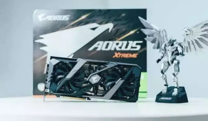 游戏卡与图形卡区别,专业卡和游戏卡对比