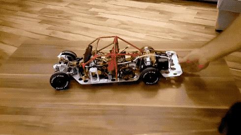 超真实的遥控车,自制前后加力的遥控汽车