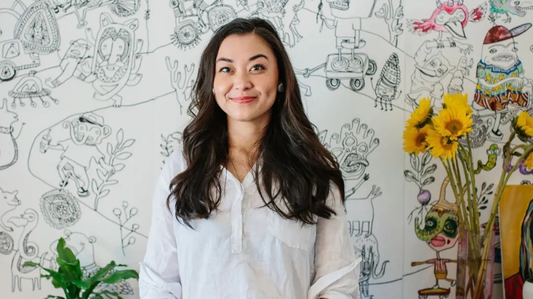 比起内娱年度巨瓜，我更想扒一扒她