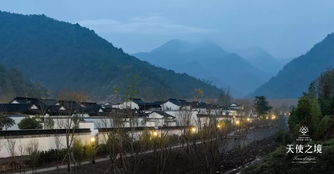 蓝城小镇项目实景,蓝城小镇全景图