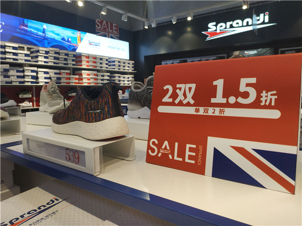 晋江鞋都安踏,福建晋江李宁安踏运动鞋