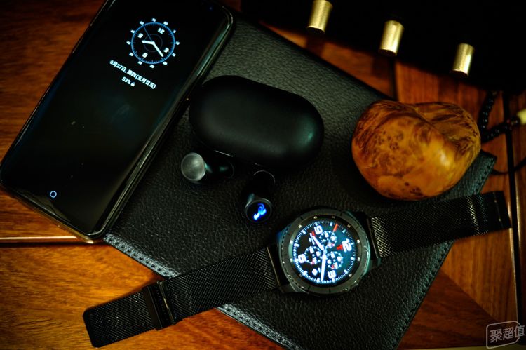 惠威aw-76真无线蓝牙耳机评测,惠威蓝牙耳机aw-73使用评测