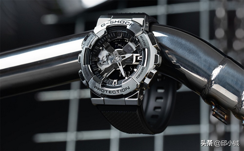 g-shock王一博合作款,王一博代言安踏热度