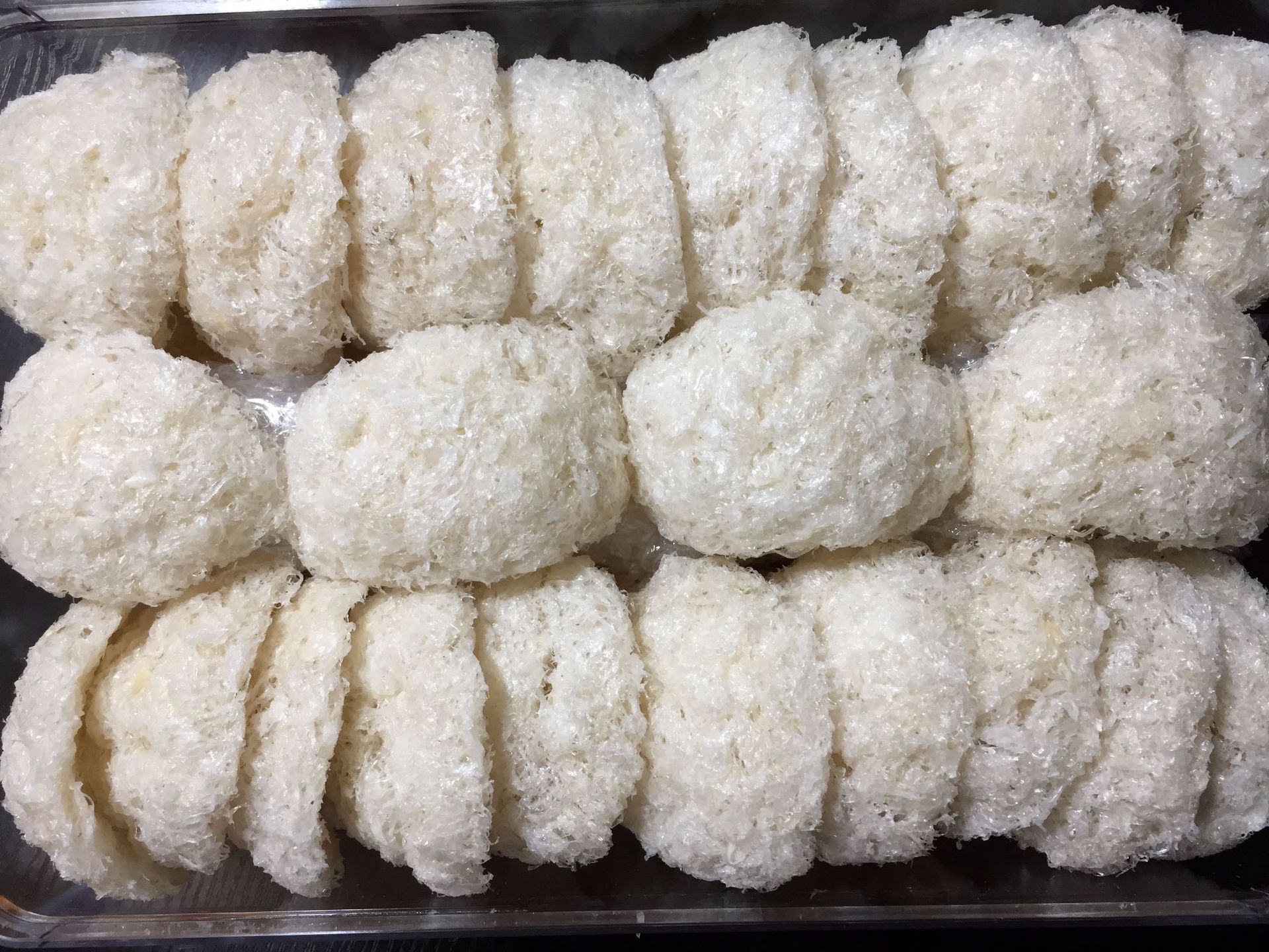 燕窝有几种最好的是哪种,燕窝的形状是什么