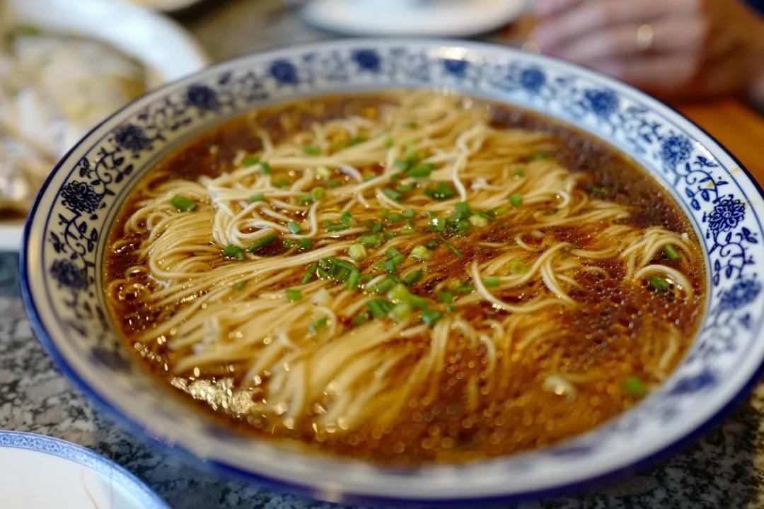 这座火车站将结束此地不通高铁历史!