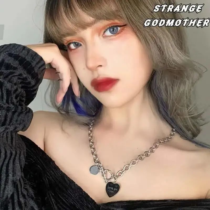 全是黑色衣服怎么穿出高级感,男黑色衣服的高级搭配