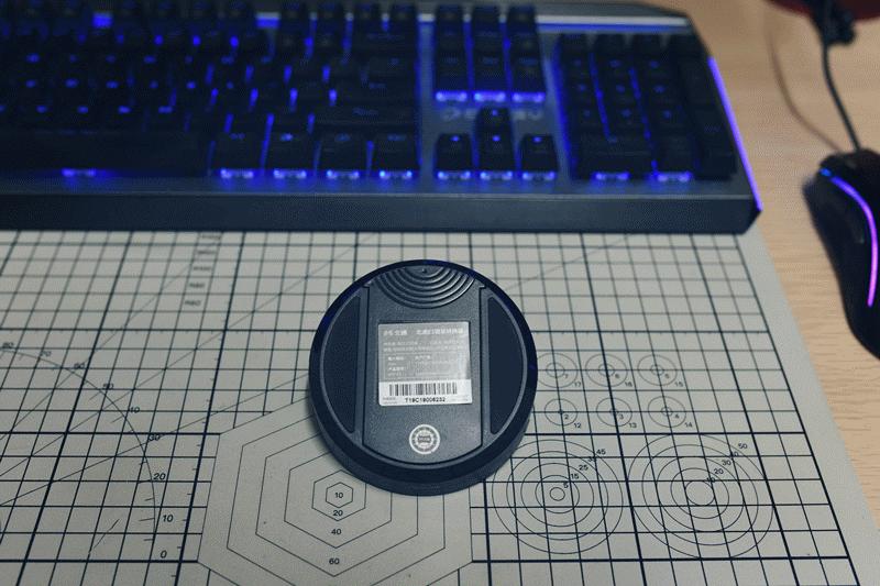 黑匣子助你在和平精英吃鸡如虎添翼,北通E1手游键鼠转换器