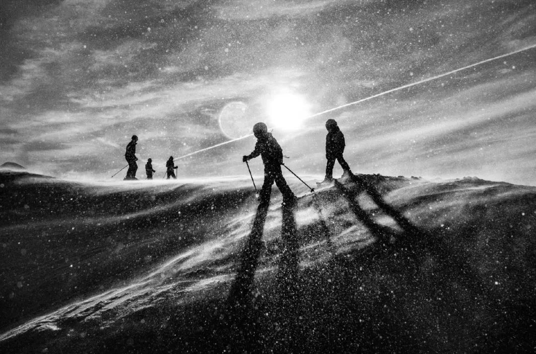 为什么黑白摄影比较经典,大师级的黑白摄影作品