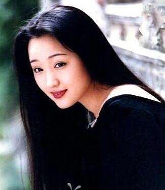 与赖文峰分开后，杨钰莹遭全国媒体辱骂，她当年到底有何秘密？