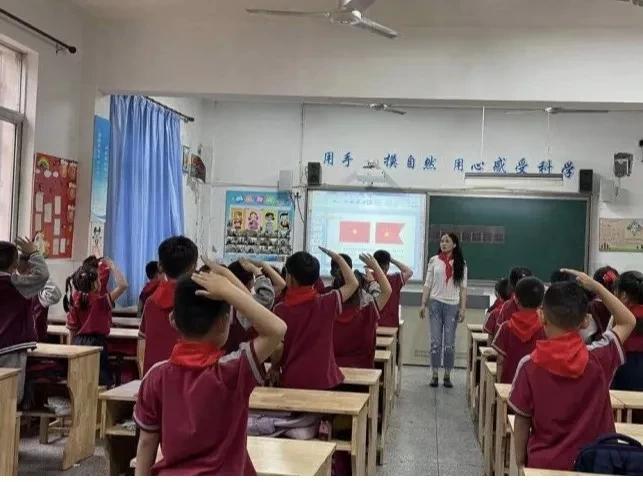 童心向党迎百年争做运动好少年,童心向党迎百年徐家井小学