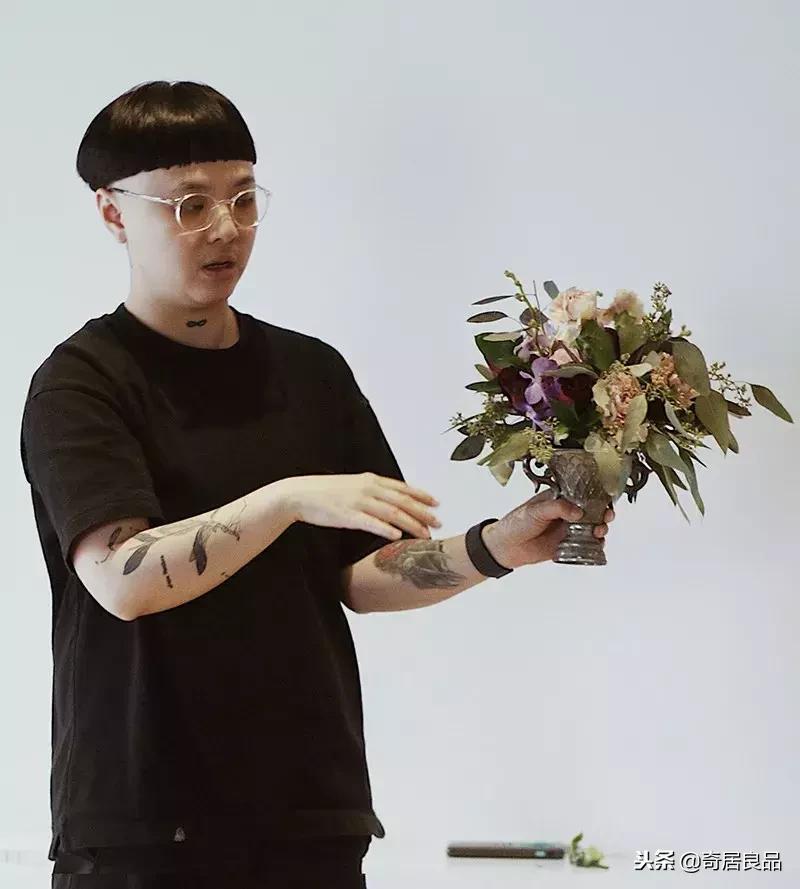 濂囧眳鑹搧瀹跺眳鐢熸椿缇庡鎵嬭〃,濂囧眳鑹搧瀹跺眳鐢熸椿缇庡鐩存挱