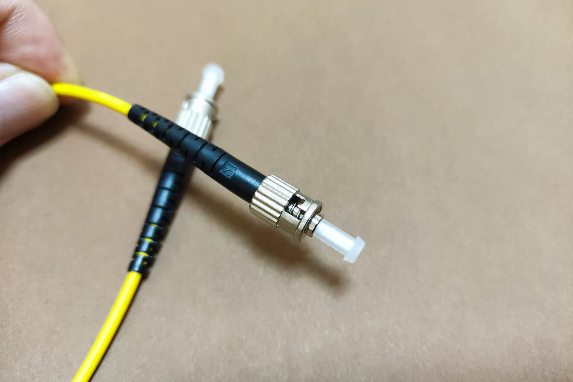 st光纤跳线的作用,ST光纤跳线