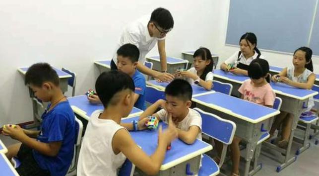 考试粗心大意家长评语,一年级考试总是粗心大意怎么练习