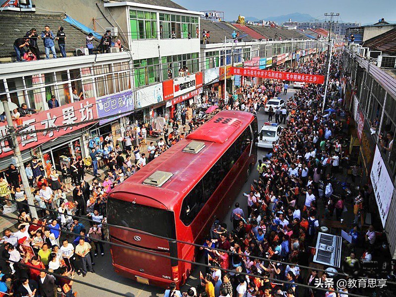 是应付高考、还是改变命运?毛坦厂中学并不完美,却让人生有尊严