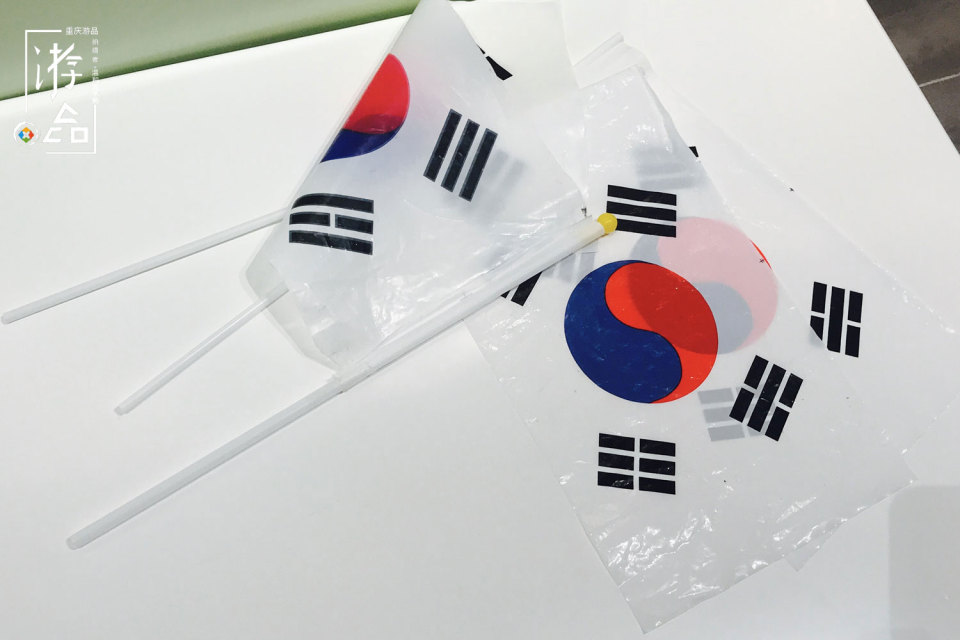 外国人看重庆8d魔幻城市光环广场,老外看七星岗莲花池