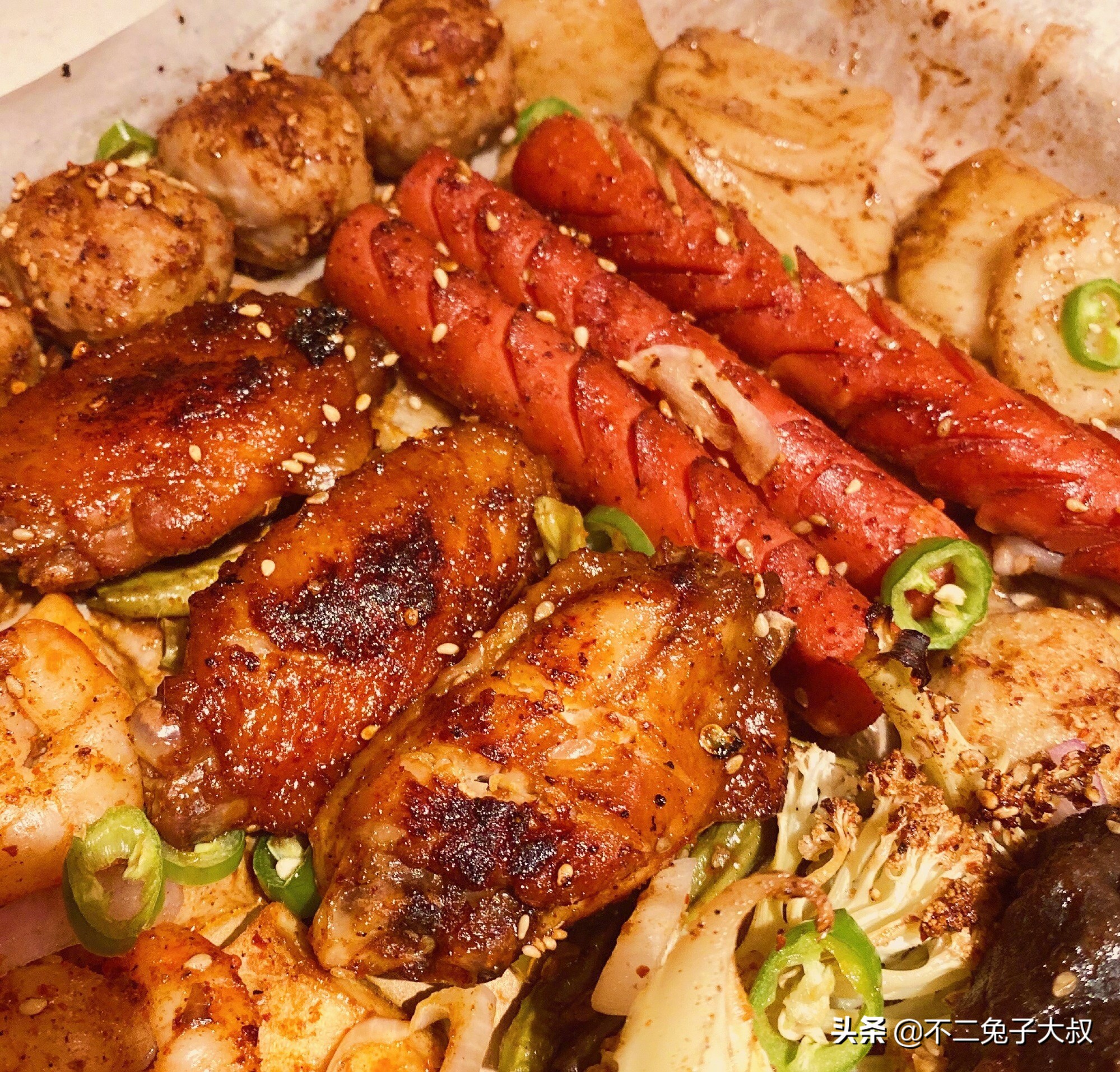 平底锅版的烧烤真的有灵魂真的香，连做几次发现了烧烤新技能