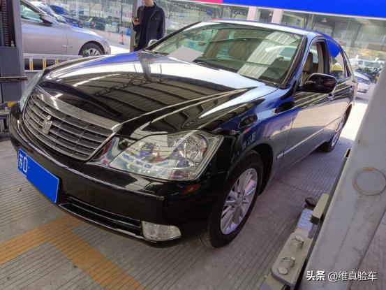 丰田皇冠经典车况测评,老丰田皇冠值不值得入手