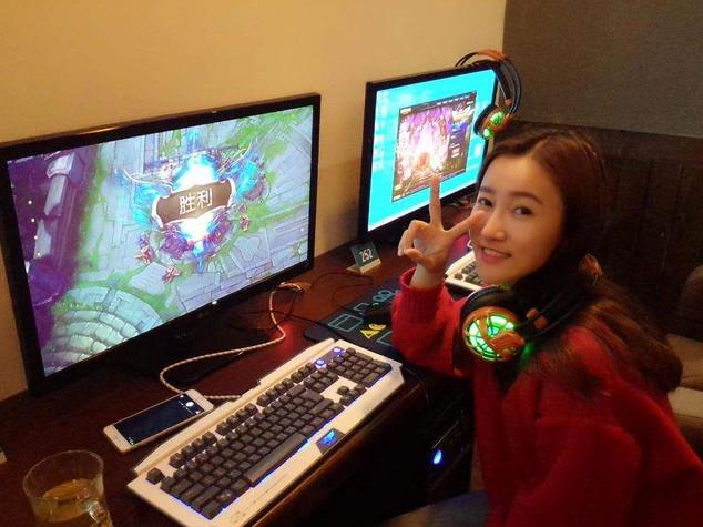 lol女陪玩假打,lol女陪玩一般是什么情况