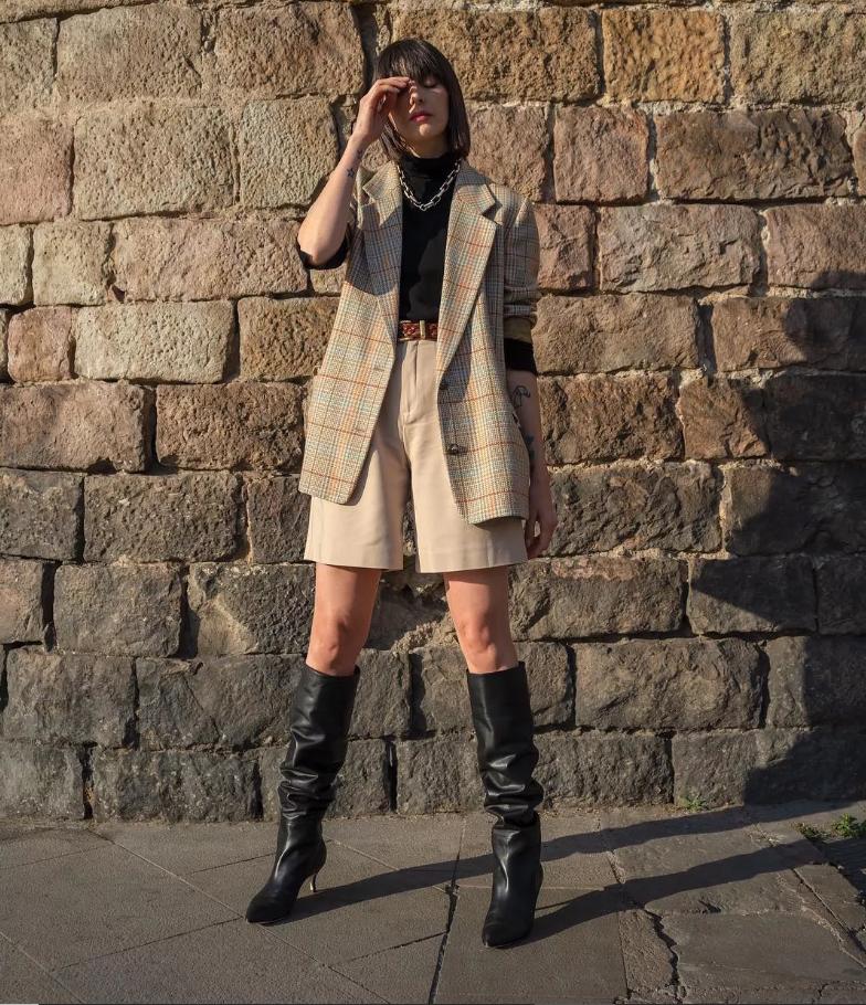 最美公交车老太太图片,最美公交老太太