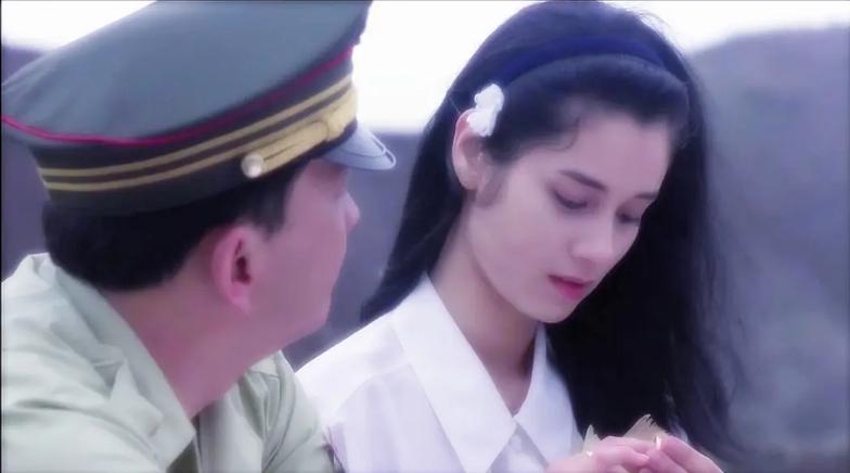 知名*星艳**因节食减肥住进ICU，给追求“骨感美”的女性，提了个醒