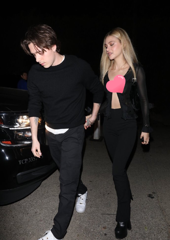 贝嫂大儿子最新照片,贝嫂和二儿子秀恩爱的视频