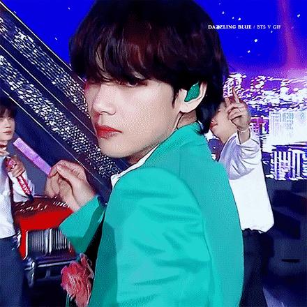 南韩神颜女爱豆李知恩,南韩男爱豆神颜用测谎仪