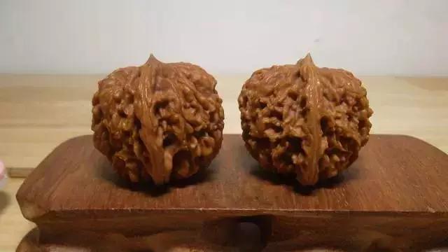 二十多的文玩手串推荐,各种各样的文玩手串叫什么名字