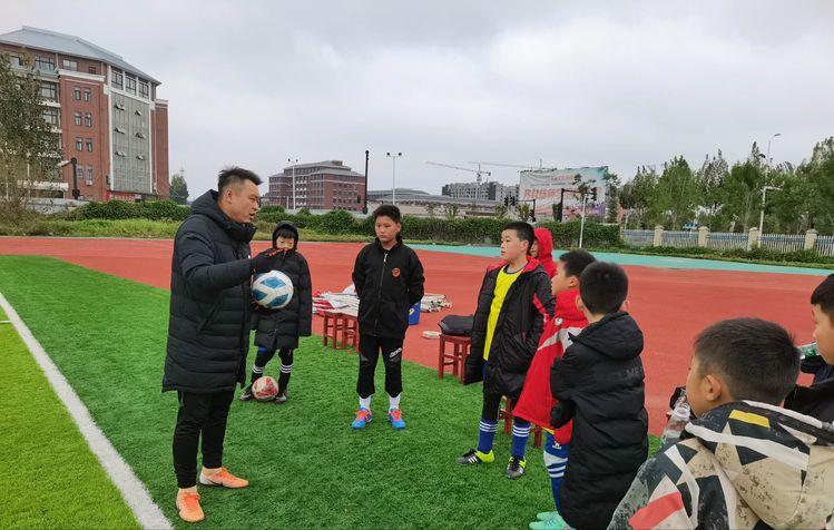 开封小学足球比赛,开封市中小学校园足球联赛