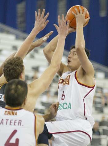 中国男篮名场面巩晓彬打架,巩晓彬评选男篮最强人员