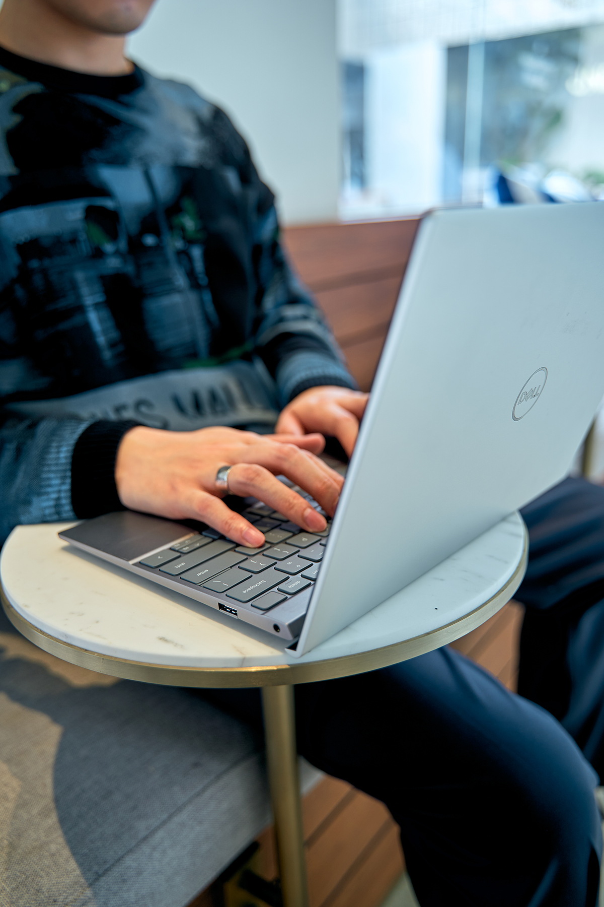 戴尔灵越13pro5310和5320的区别,戴尔灵越13pro和华为matebooke