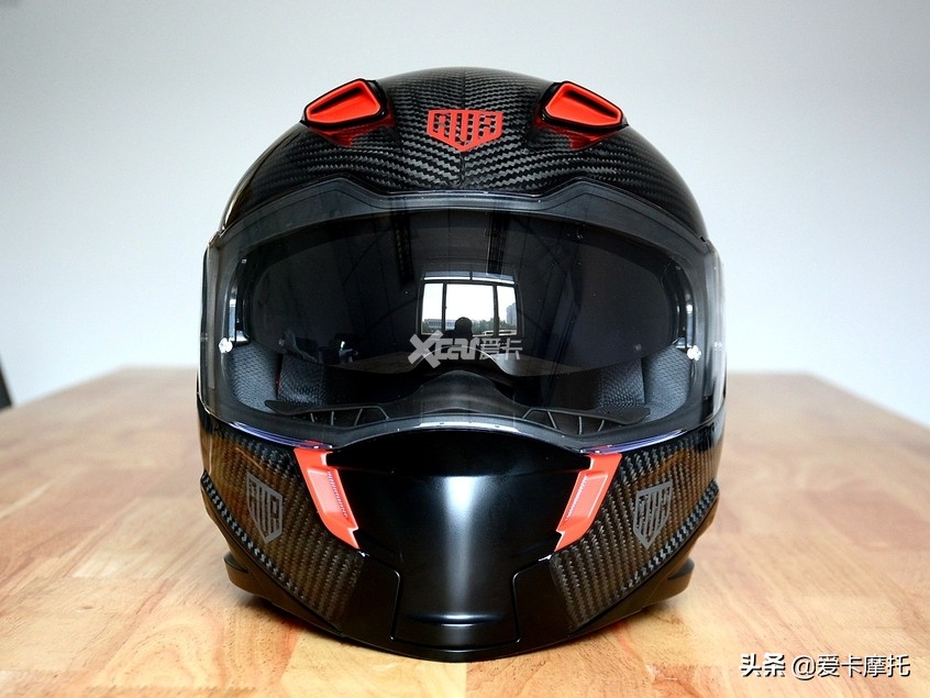 ava碳纤维全盔,ava王朝碳纤维全盔怎么样